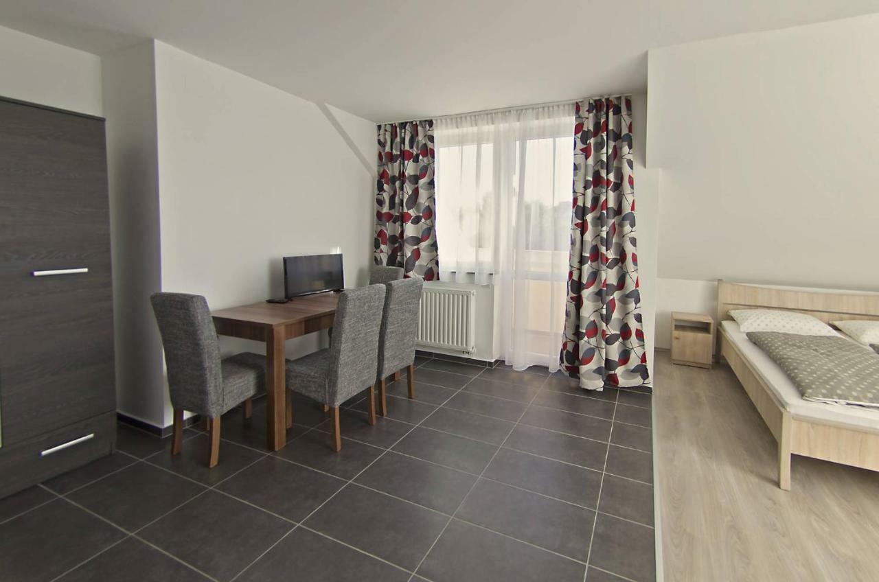 Apartman 25 Sopron Ngoại thất bức ảnh