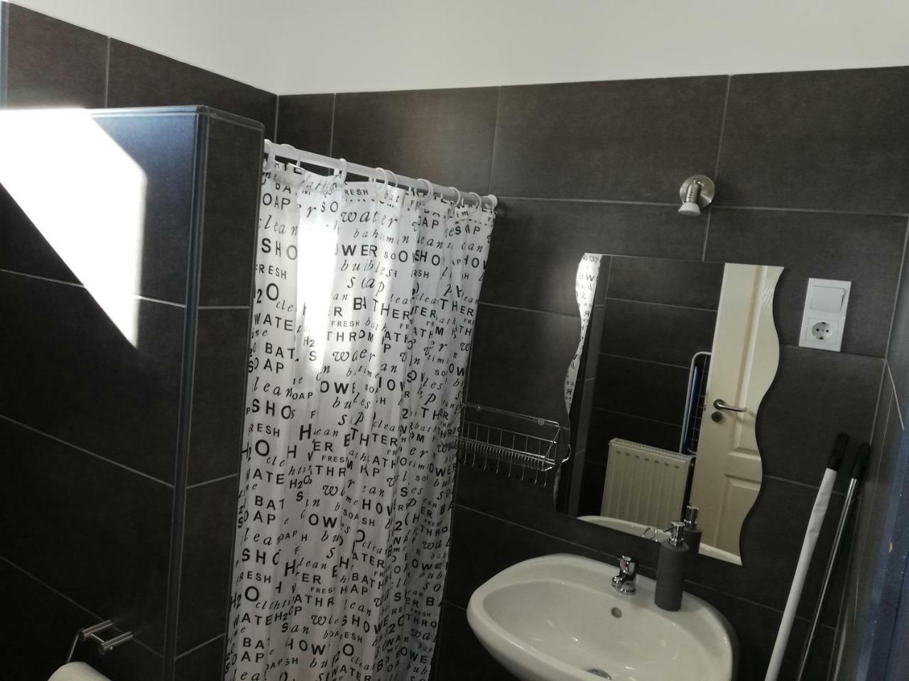 Apartman 25 Sopron Ngoại thất bức ảnh