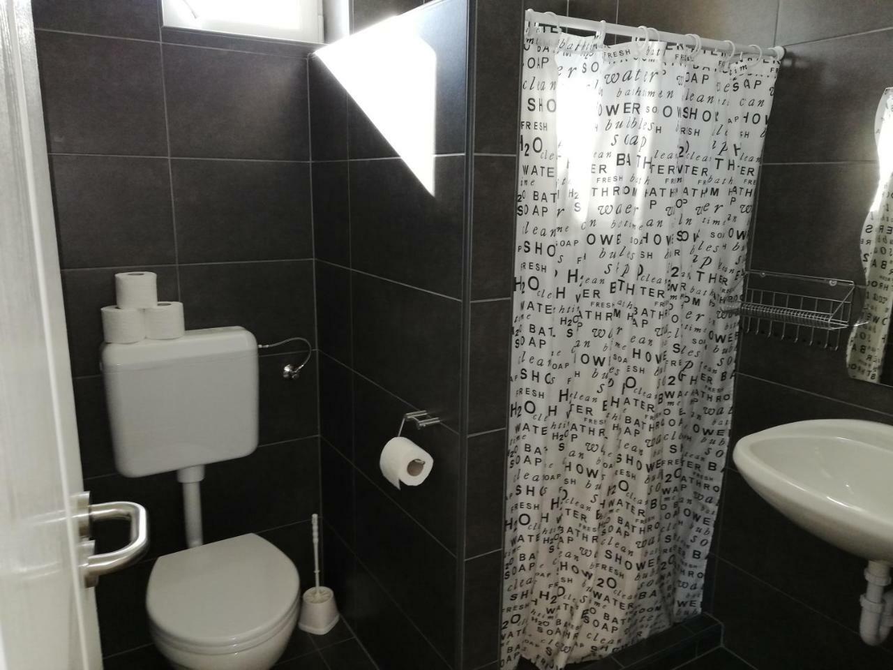 Apartman 25 Sopron Ngoại thất bức ảnh